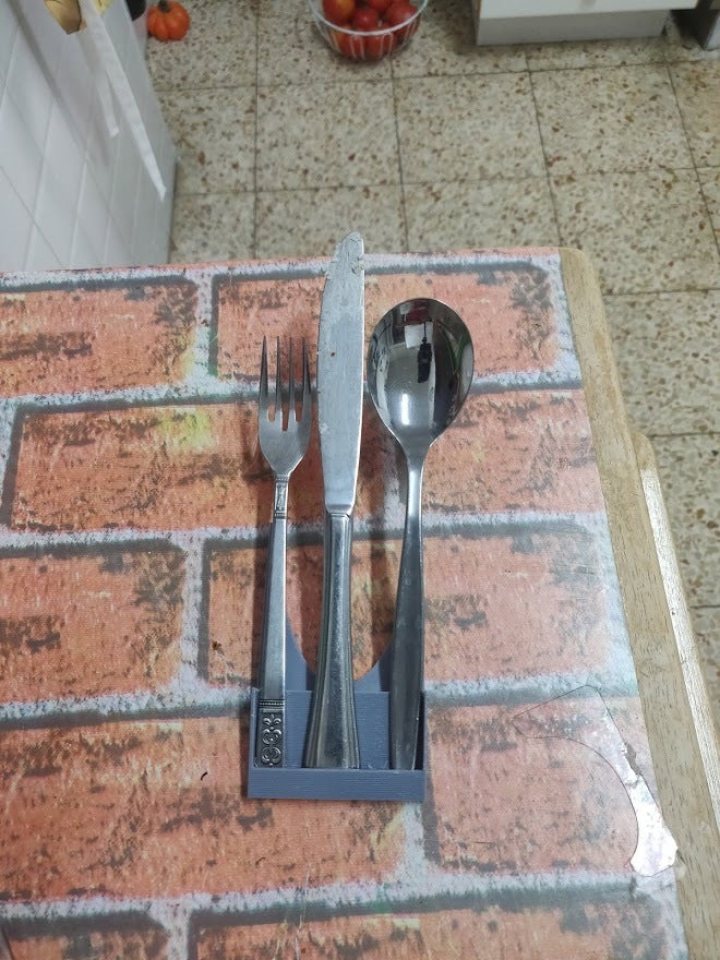 Nůž, lžíce a vidlička do kuchyně