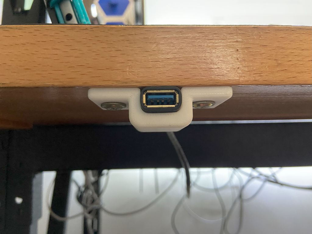 Pod stolem USB Port Mount pro kancelářské příslušenství