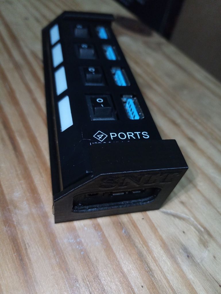 4portový držák na rozbočovač s napájením USB 3.0
