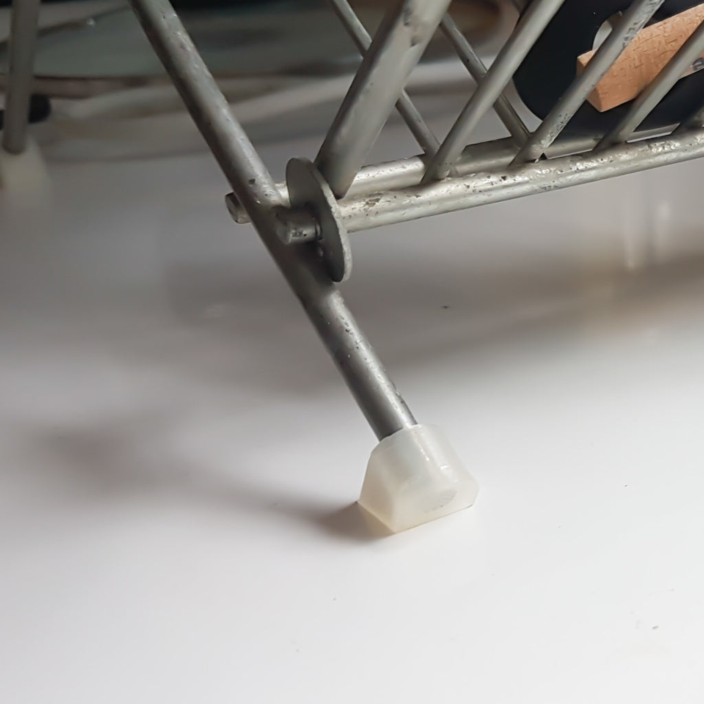 Vyměnitelná noha pro myčku IKEA KVOT