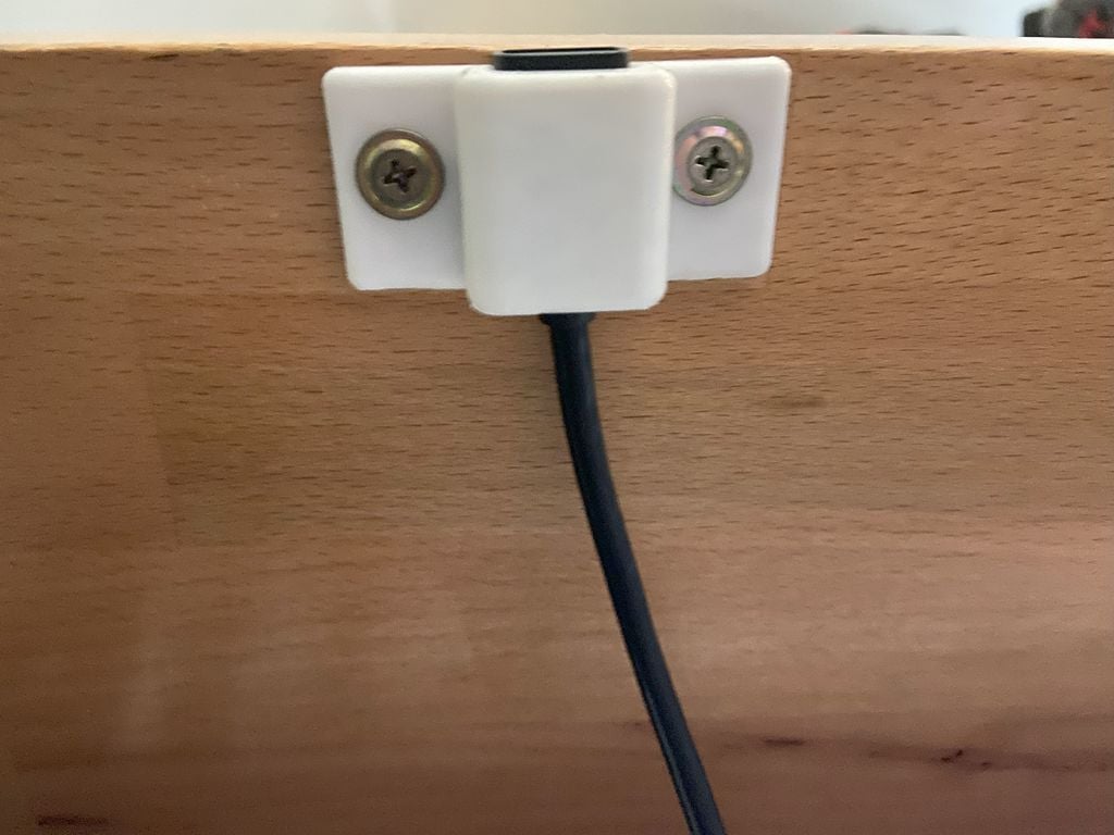 Pod stolem USB Port Mount pro kancelářské příslušenství
