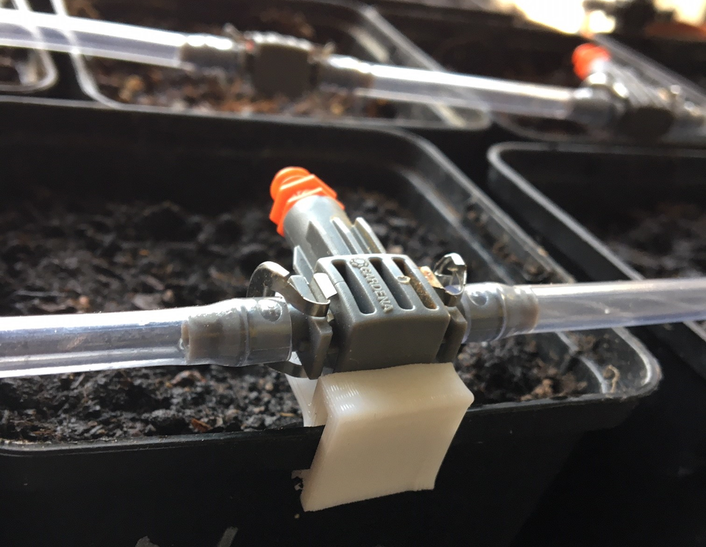 Držák Gardena Micro Drip System pro květináče
