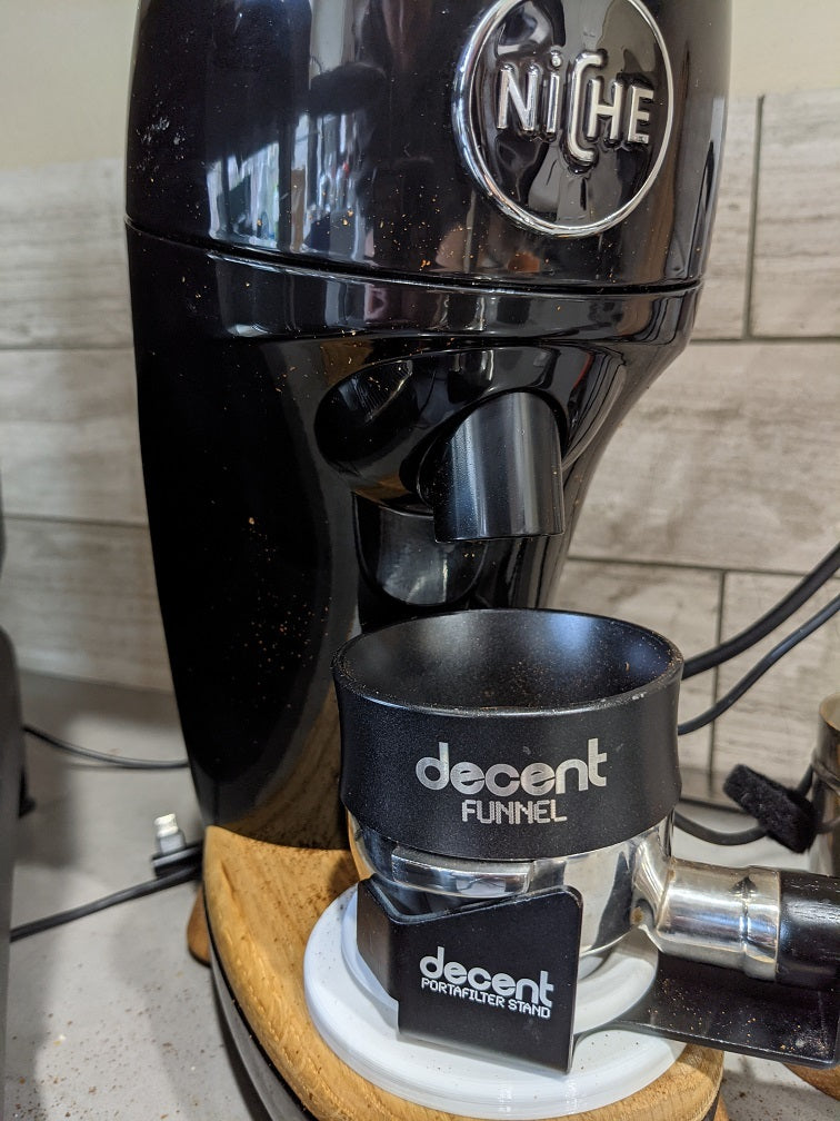 Adaptér pro montáž držáku portafiltru Decent Espresso na mlýnek Niche Zero
