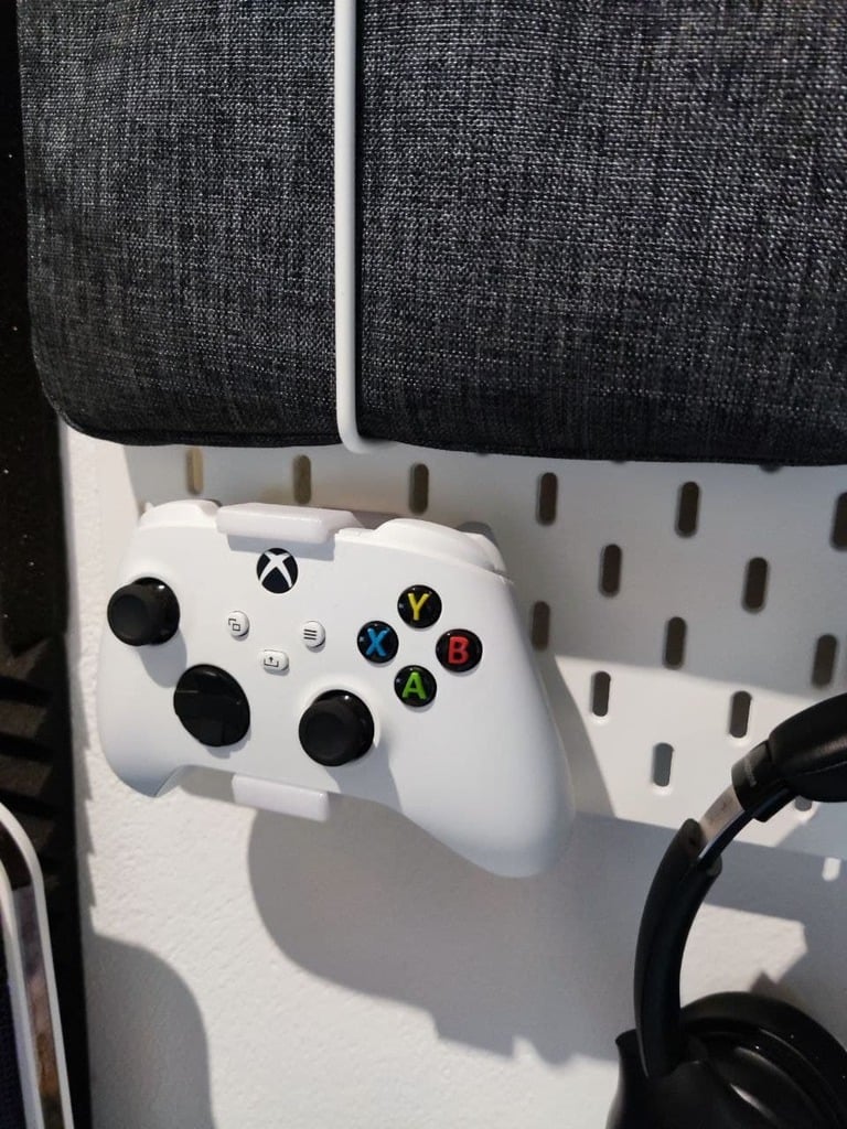Držák ovladače Xbox Series S/X pro IKEA Skadis