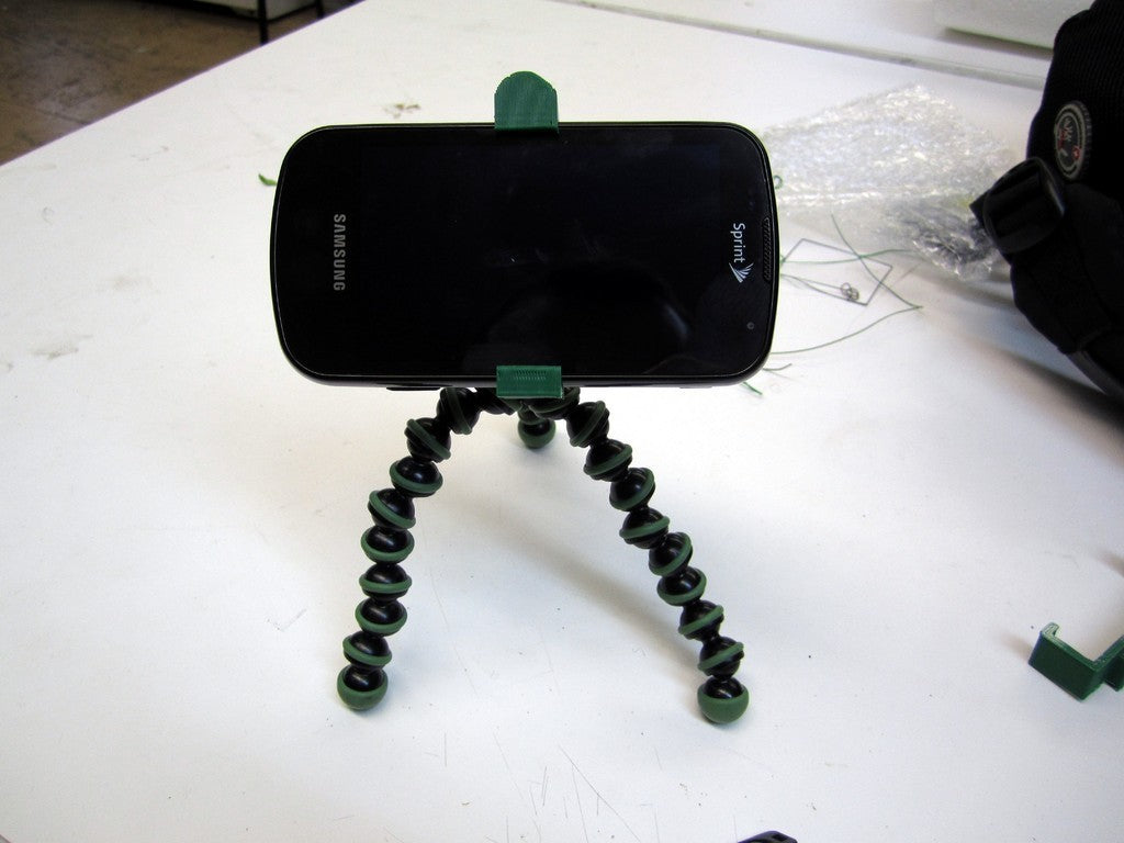 Držák telefonu Gorillapod pro Samsung Galaxy S a iPhone 4